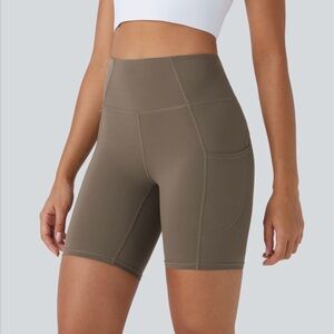 BNWT Halara UltraSculpt High Waisted Pocket Training Biker Shorts 7”